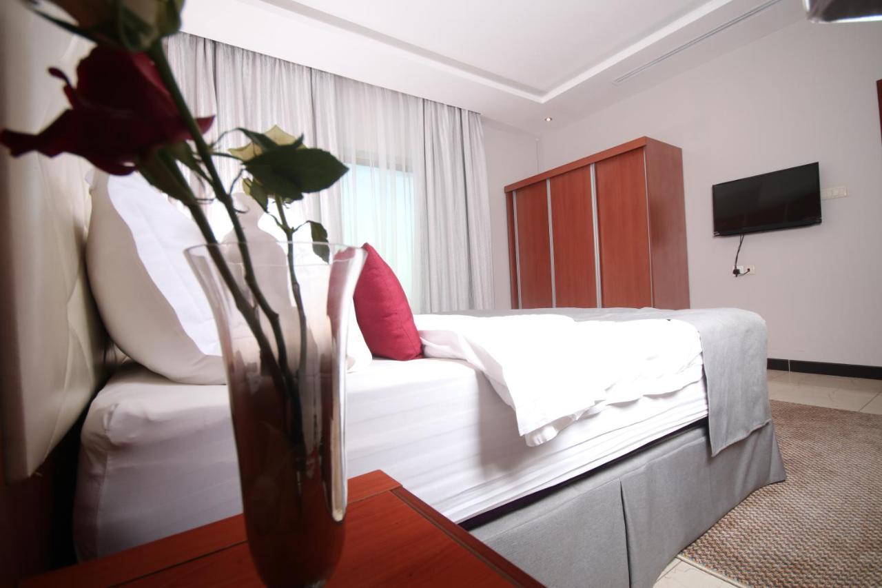 Tobal Al Zahra Hotel Apartments Jeddah Luaran gambar