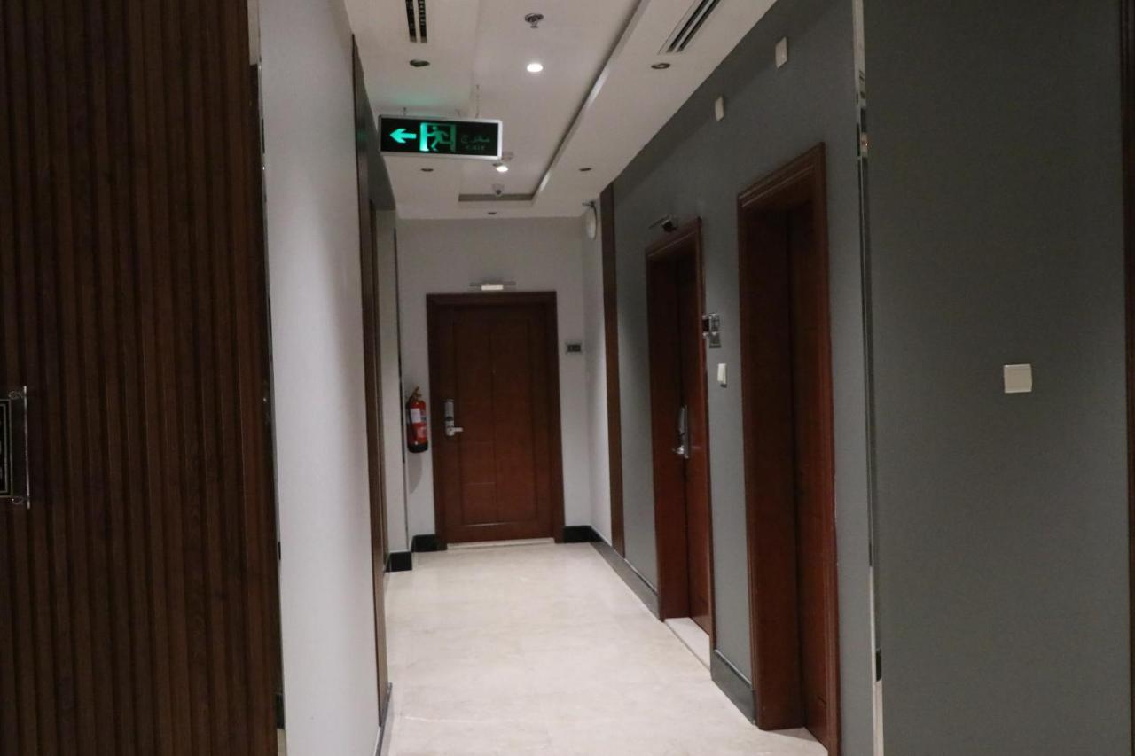 Tobal Al Zahra Hotel Apartments Jeddah Luaran gambar
