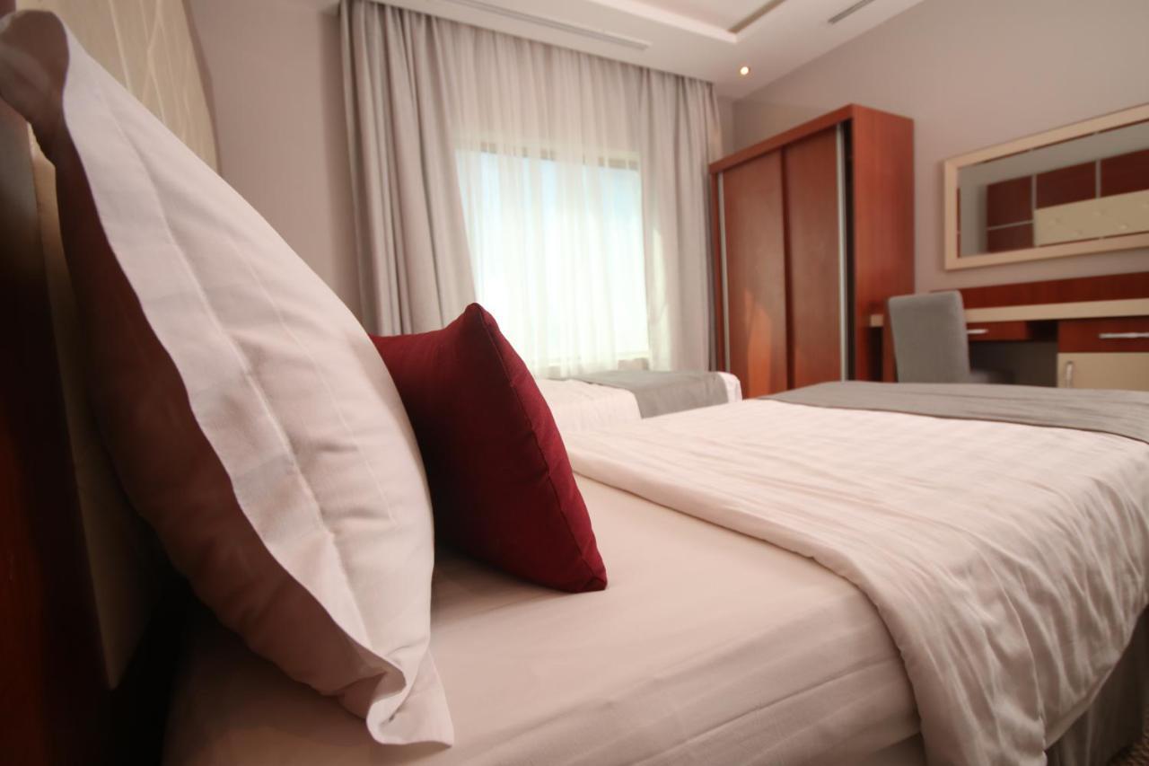 Tobal Al Zahra Hotel Apartments Jeddah Luaran gambar