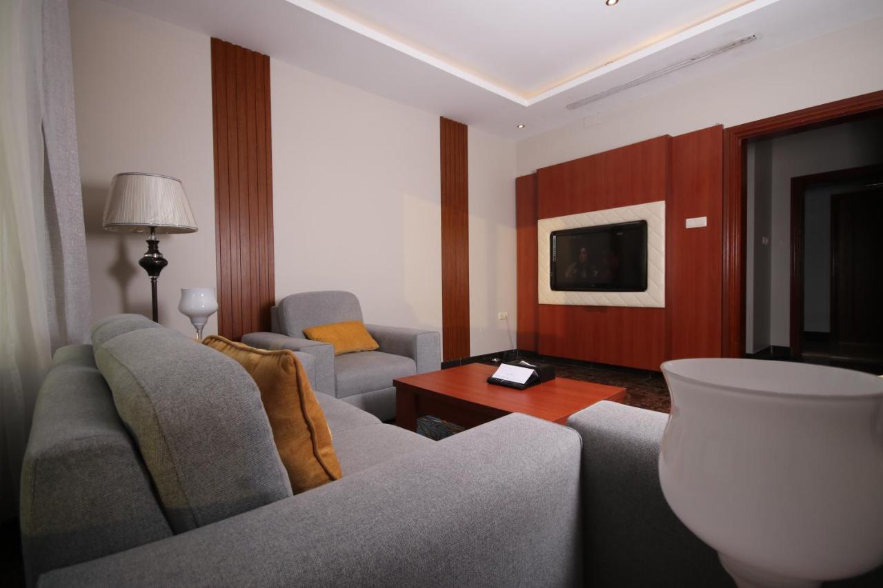 Tobal Al Zahra Hotel Apartments Jeddah Luaran gambar